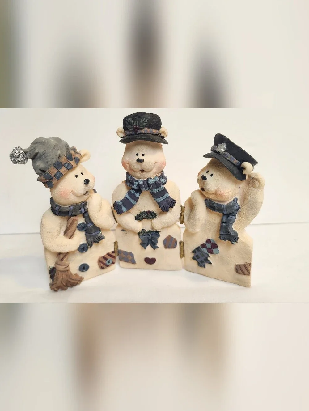 Three Little Bears Holiday Scene